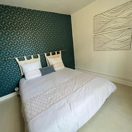 Daire Spacieuse Maison De Avec Garage Prive Ferme Ay-Champagne