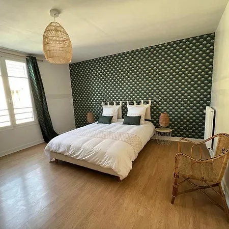 Spacieuse Maison De Avec Garage Prive Ferme Daire Ay-Champagne