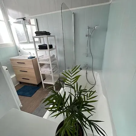 Spacieuse Maison De Avec Garage Prive Ferme Daire Ay-Champagne